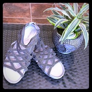 BareTraps Samina Sandal